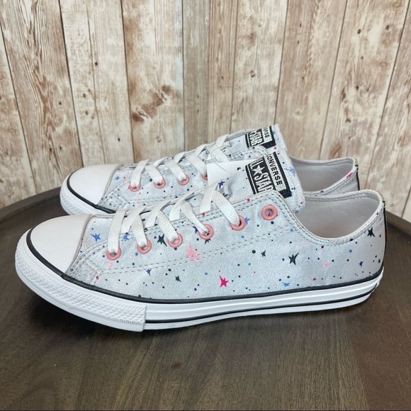 Converse CTAS Ox Star Print Low Top Shoe Size 8 Women - Picture 4 of 9